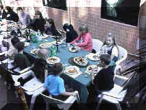 lun981.jpg (22786 bytes)