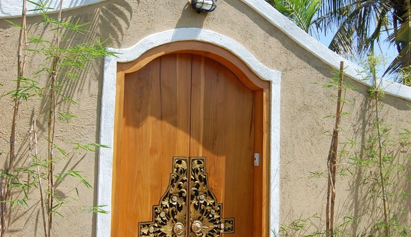 Front gate